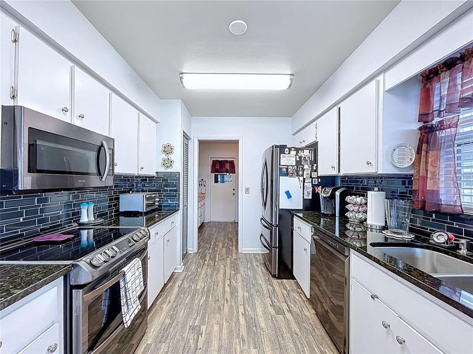 En Venta: $315,000 (3 camas, 2 baños, 1808 Pies cuadrados)