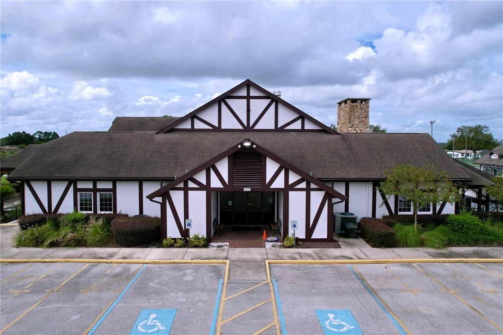 En Venta: $315,000 (3 camas, 2 baños, 1808 Pies cuadrados)