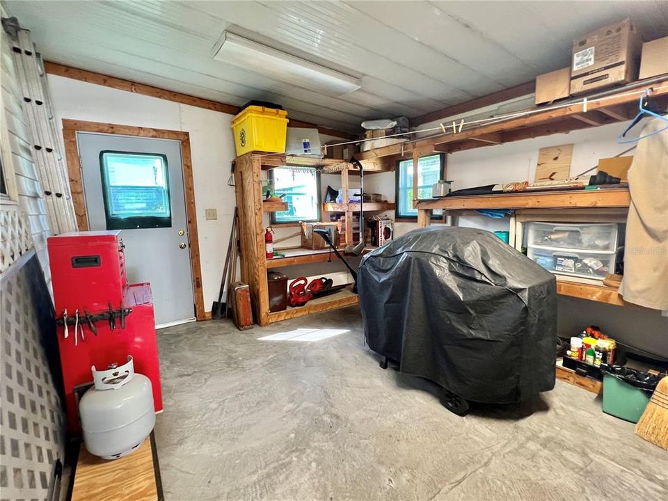 待售: $119,000 (2 贝兹, 2 浴室, 1312 平方英尺)