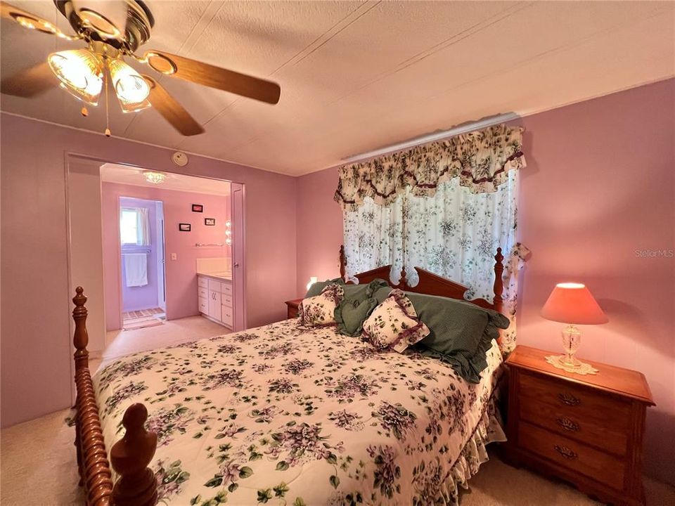 待售: $119,000 (2 贝兹, 2 浴室, 1312 平方英尺)