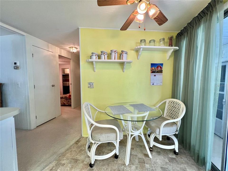 待售: $119,000 (2 贝兹, 2 浴室, 1312 平方英尺)