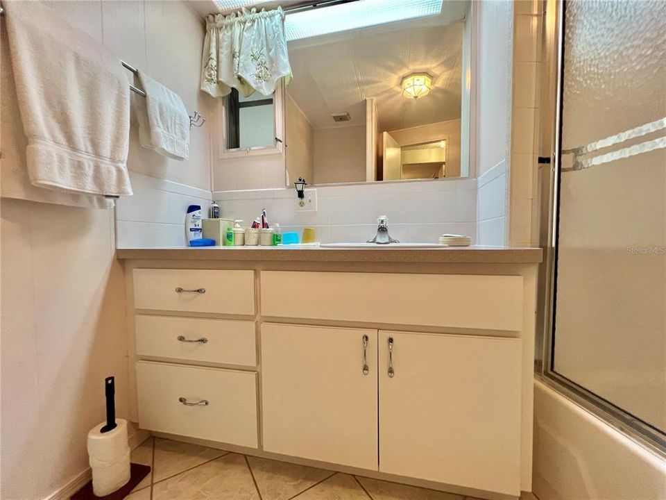 待售: $119,000 (2 贝兹, 2 浴室, 1312 平方英尺)