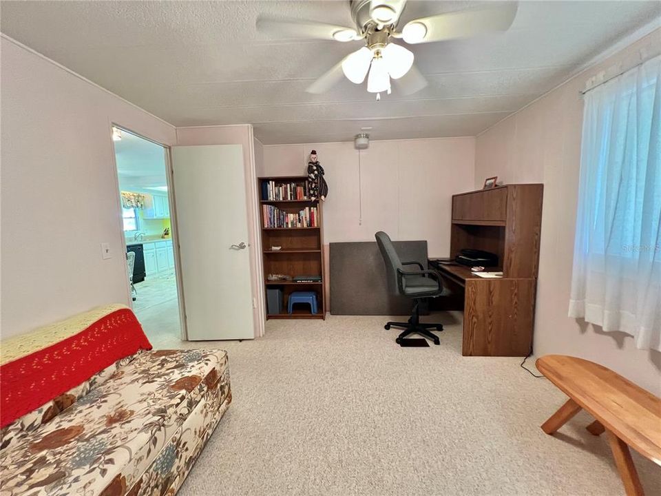 待售: $119,000 (2 贝兹, 2 浴室, 1312 平方英尺)