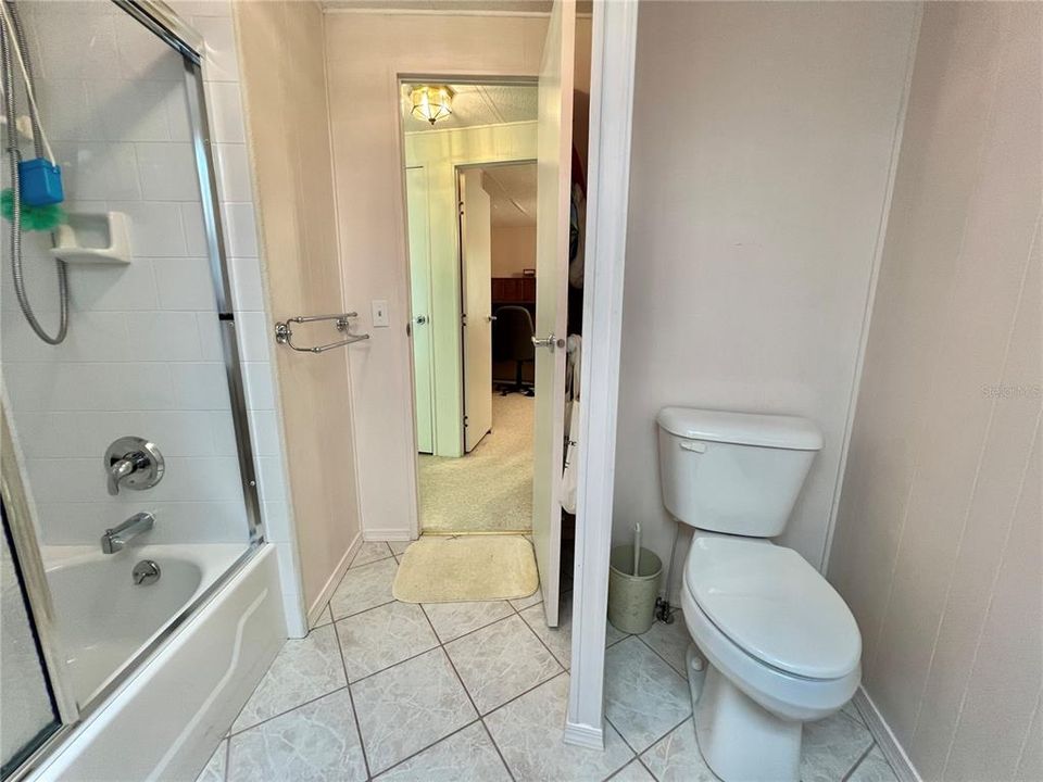 待售: $119,000 (2 贝兹, 2 浴室, 1312 平方英尺)