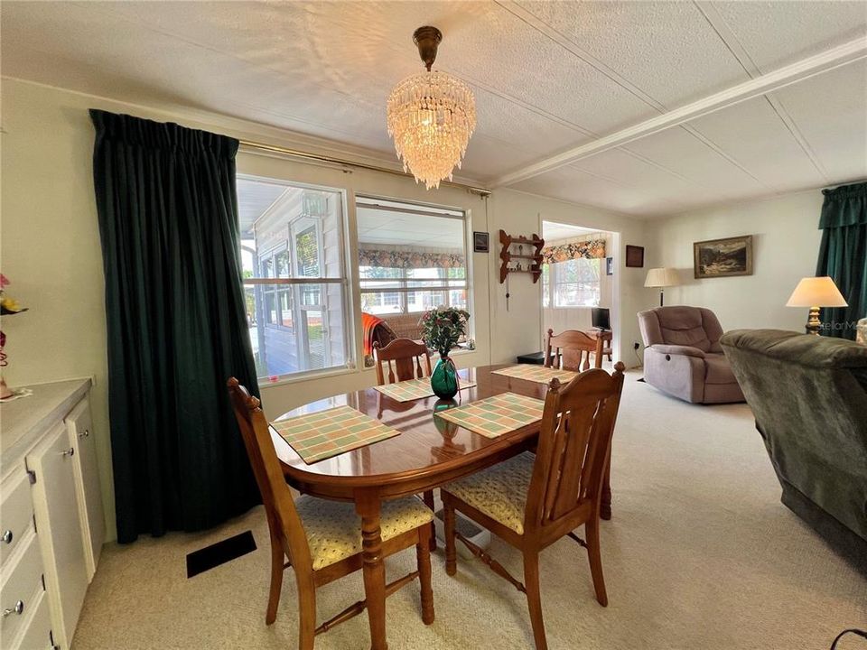 待售: $119,000 (2 贝兹, 2 浴室, 1312 平方英尺)