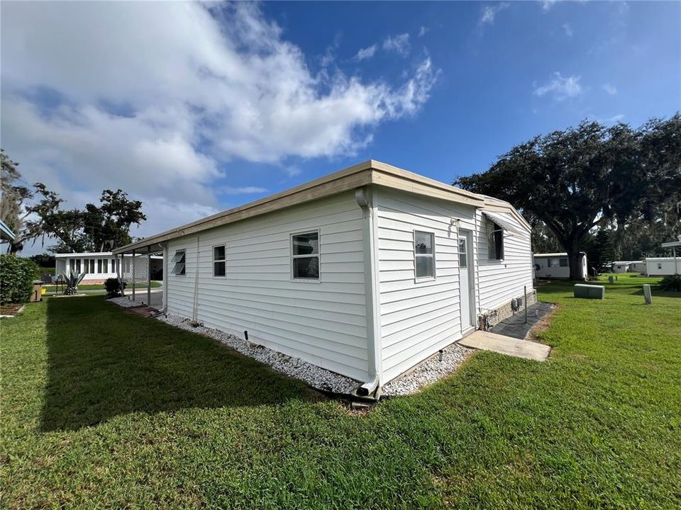 待售: $119,000 (2 贝兹, 2 浴室, 1312 平方英尺)