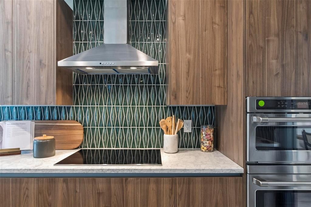 待售: $1,085,000 (3 贝兹, 3 浴室, 2167 平方英尺)