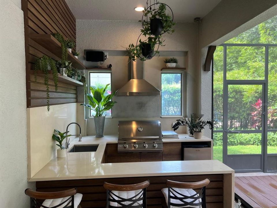 В аренду: $9,490 (5 спален, 4 ванн, 4671 Квадратных фут)