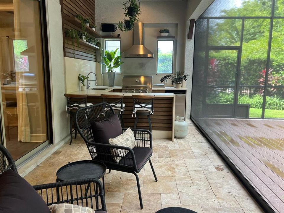 В аренду: $9,490 (5 спален, 4 ванн, 4671 Квадратных фут)