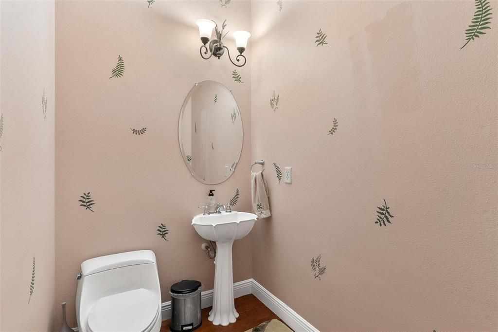 На продажу: $429,900 (3 спален, 2 ванн, 2692 Квадратных фут)