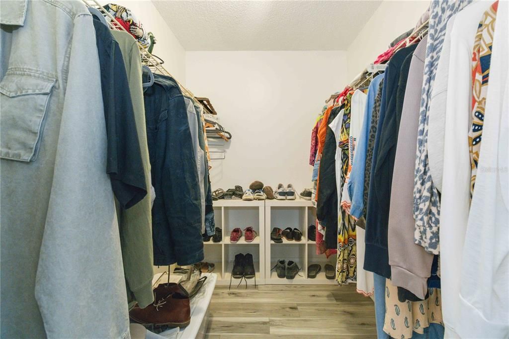 待售: $275,000 (2 贝兹, 2 浴室, 1269 平方英尺)