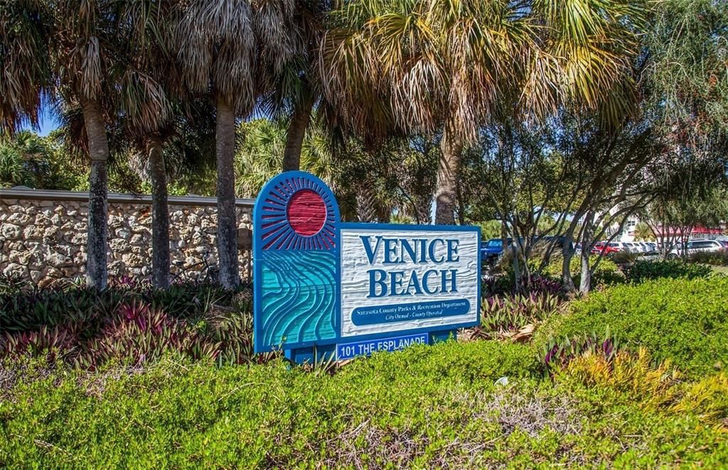 Active With Contract: $369,500 (2 beds, 2 baths, 1400 Square Feet)