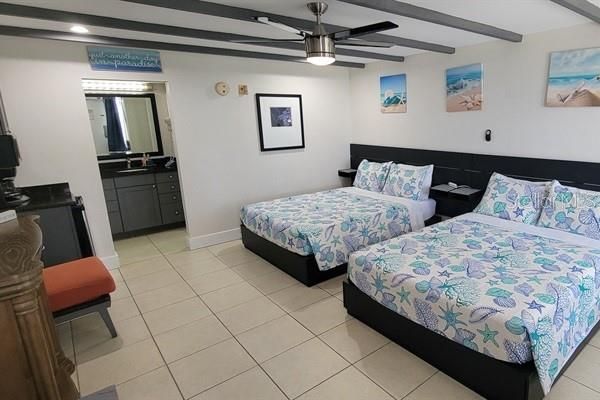 待售: $135,000 (1 贝兹, 1 浴室, 322 平方英尺)