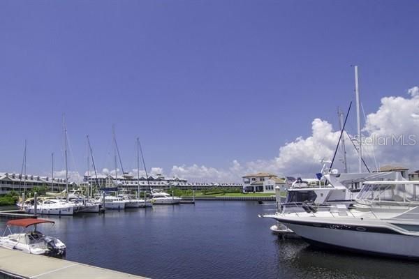 待售: $135,000 (1 贝兹, 1 浴室, 322 平方英尺)