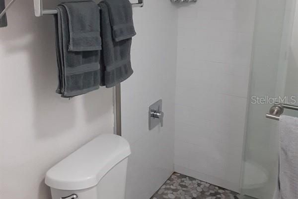 待售: $135,000 (1 贝兹, 1 浴室, 322 平方英尺)