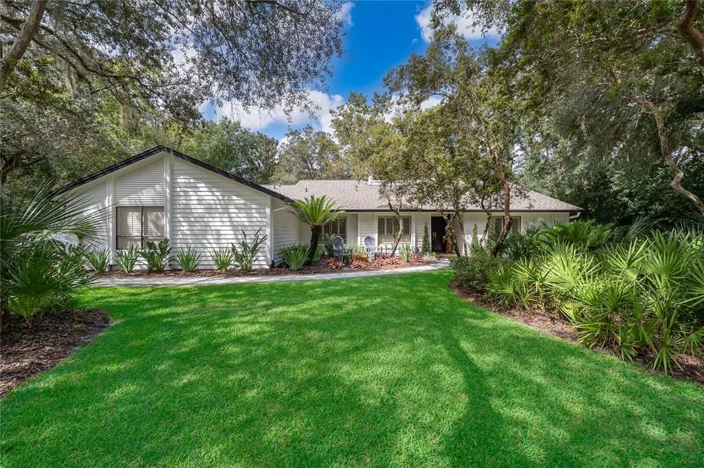 На продажу: $739,000 (4 спален, 2 ванн, 2500 Квадратных фут)