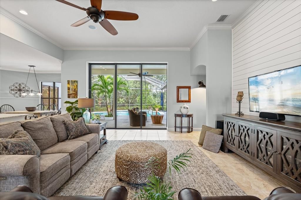 For Sale: $925,000 (3 beds, 3 baths, 3235 Square Feet)