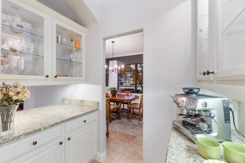 For Sale: $925,000 (3 beds, 3 baths, 3235 Square Feet)