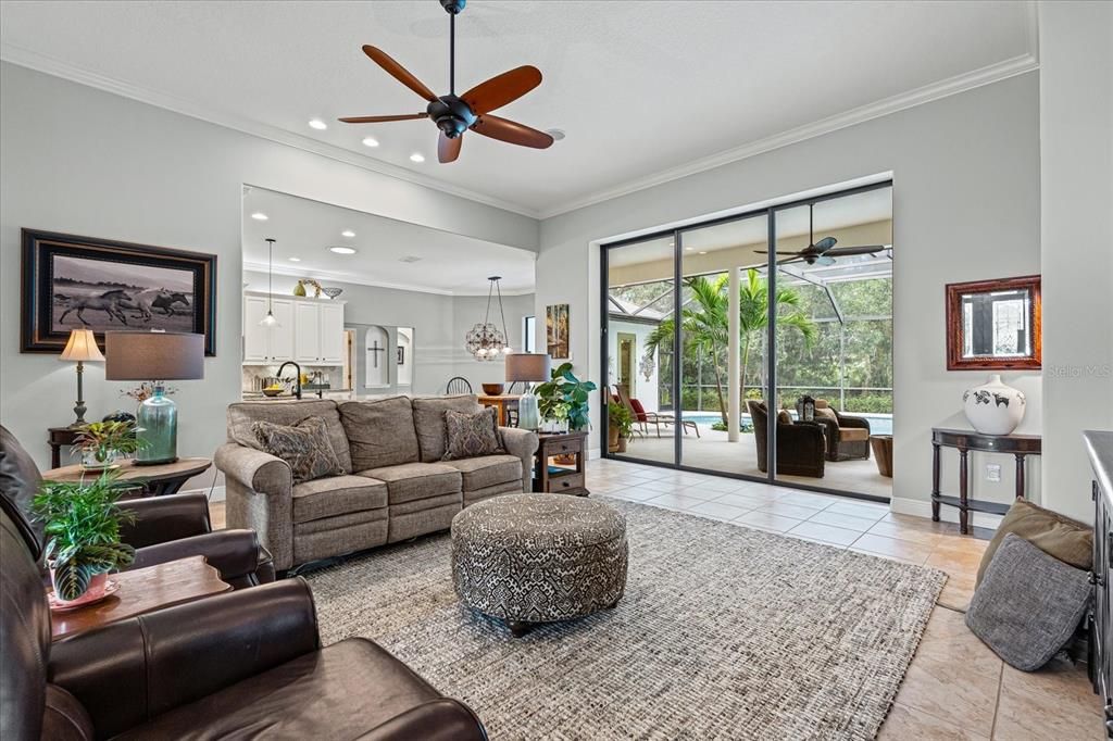 For Sale: $925,000 (3 beds, 3 baths, 3235 Square Feet)