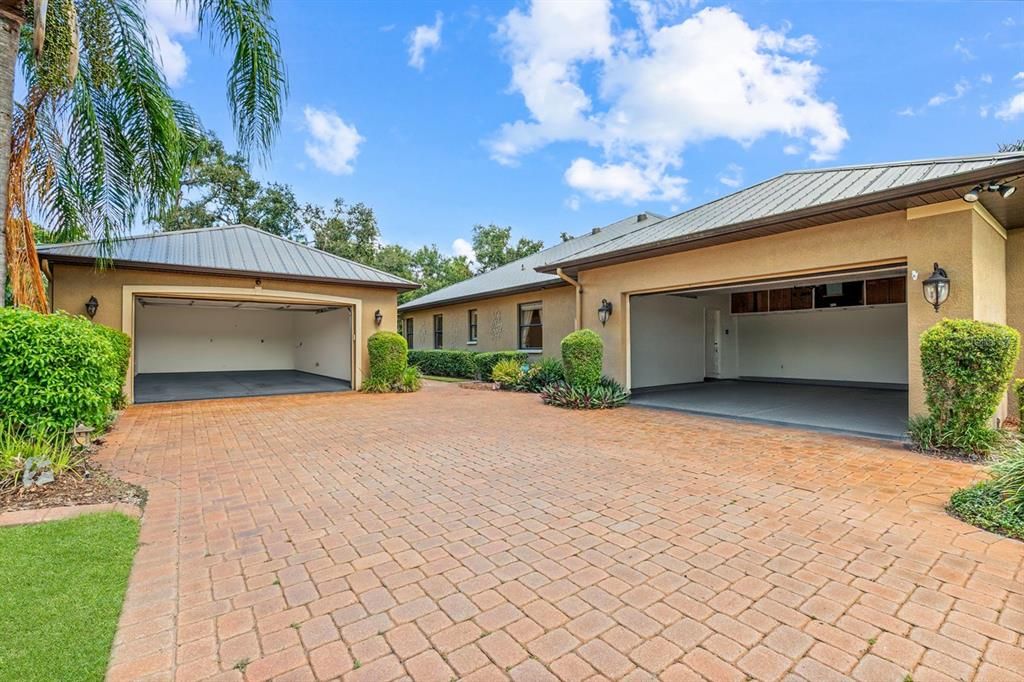 For Sale: $925,000 (3 beds, 3 baths, 3235 Square Feet)