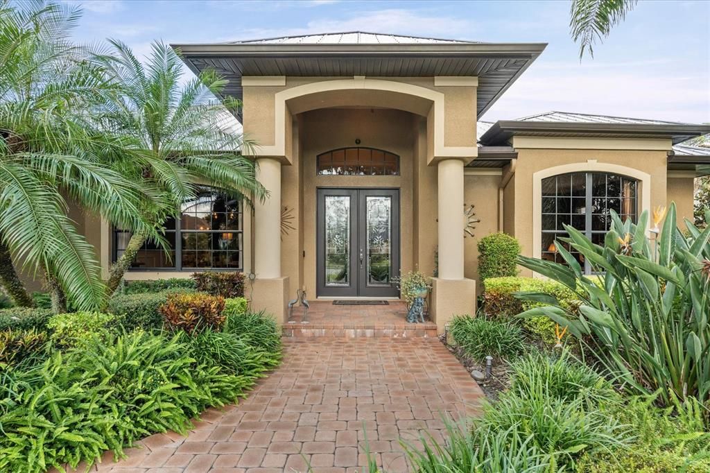 For Sale: $925,000 (3 beds, 3 baths, 3235 Square Feet)