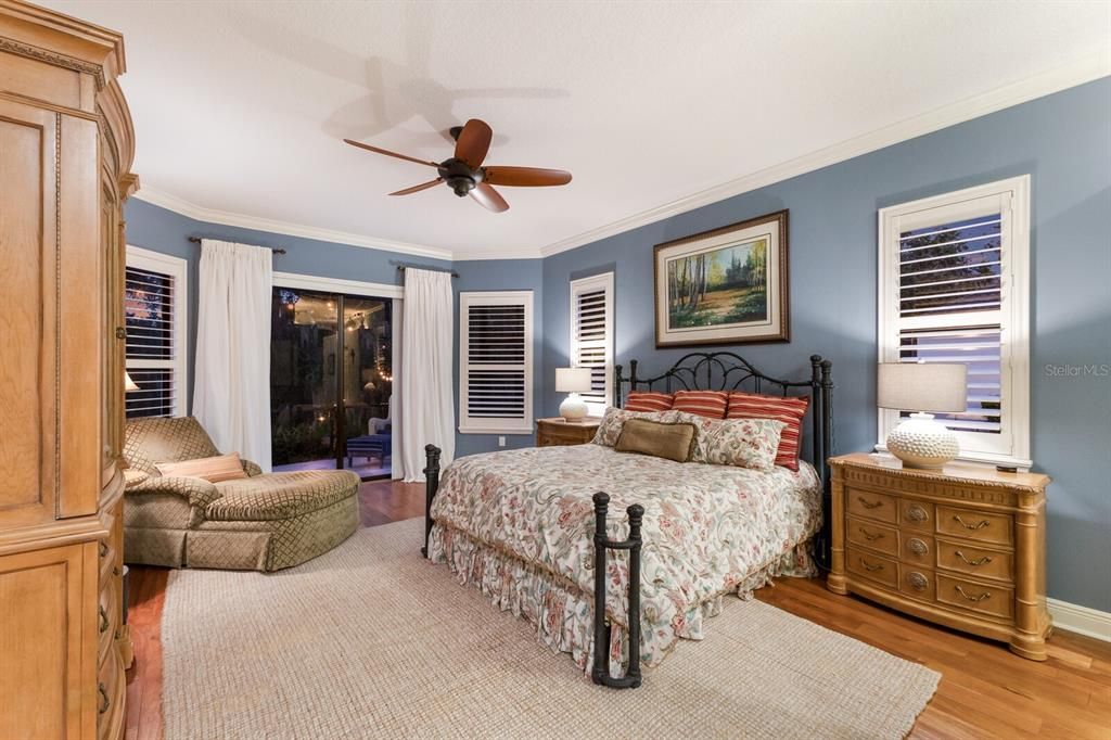 For Sale: $925,000 (3 beds, 3 baths, 3235 Square Feet)