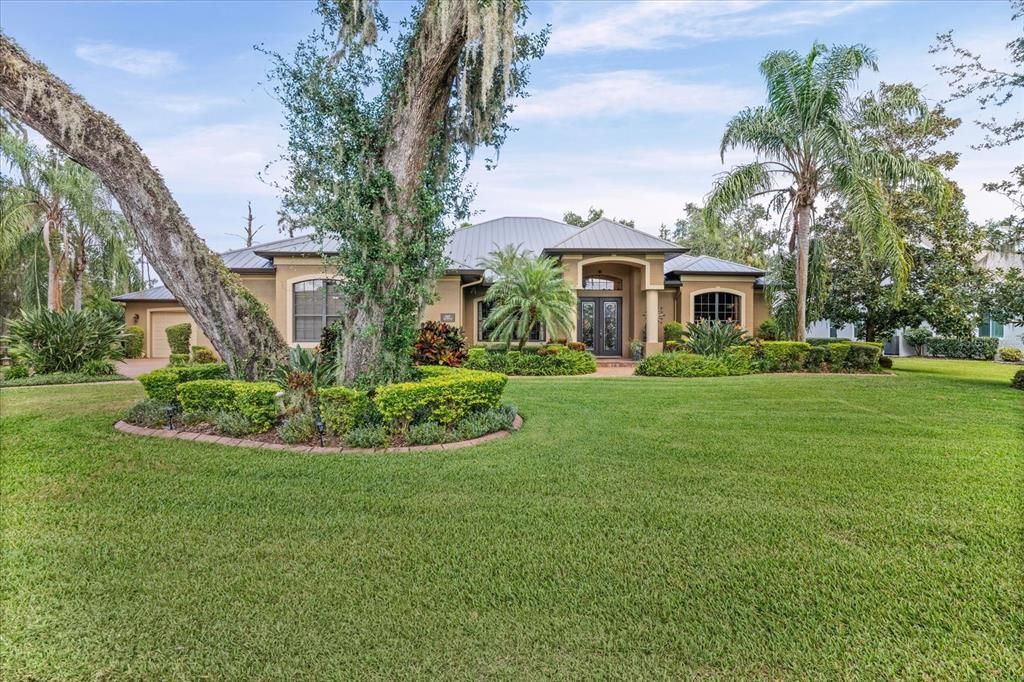 For Sale: $925,000 (3 beds, 3 baths, 3235 Square Feet)