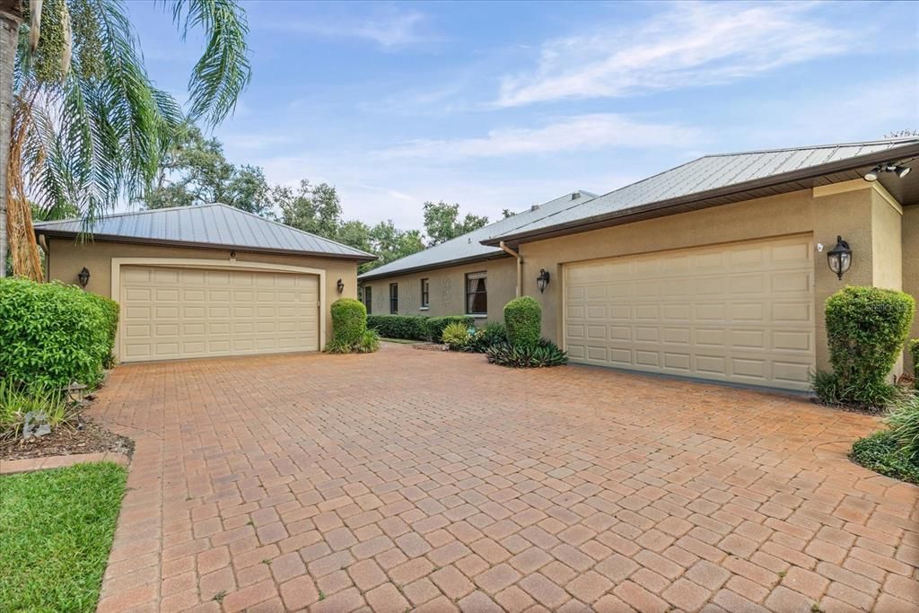 For Sale: $925,000 (3 beds, 3 baths, 3235 Square Feet)