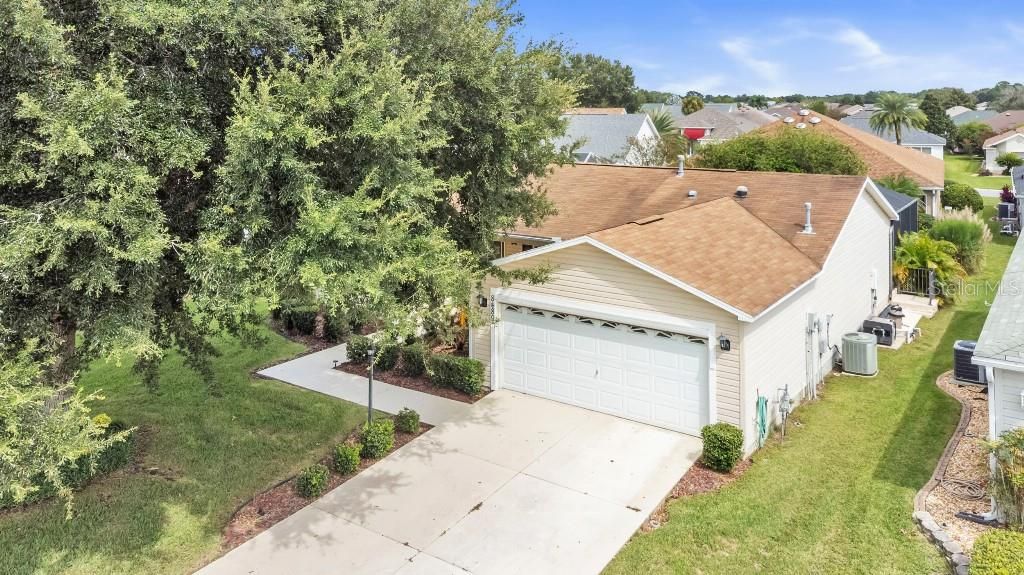 Active With Contract: $415,000 (3 beds, 2 baths, 1392 Square Feet)