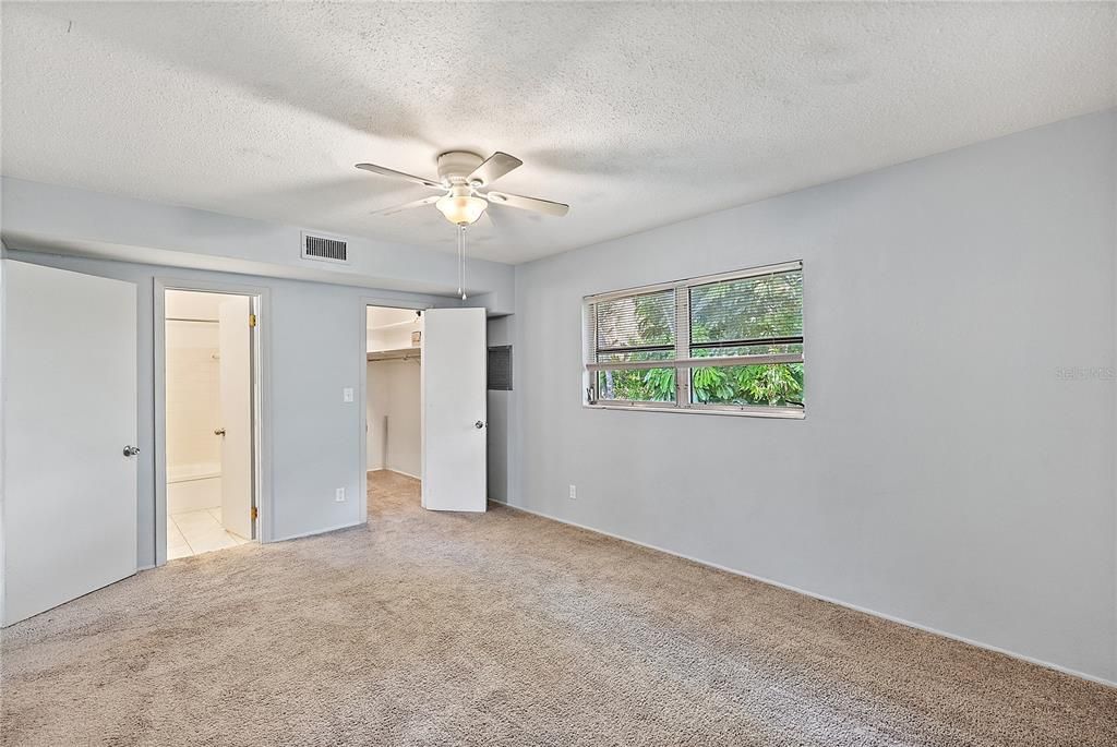 На продажу: $139,700 (1 спален, 1 ванн, 575 Квадратных фут)