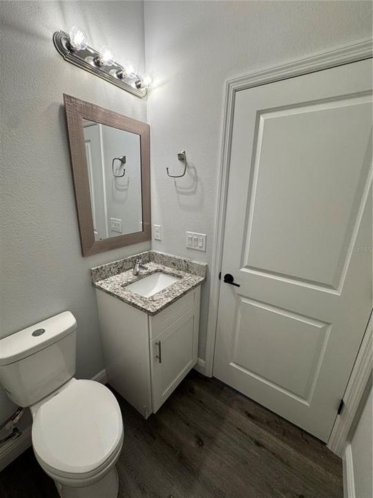 В аренду: $1,885 (4 спален, 2 ванн, 1606 Квадратных фут)