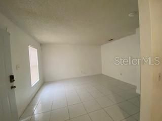 For Rent: $1,195 (2 beds, 1 baths, 710 Square Feet)