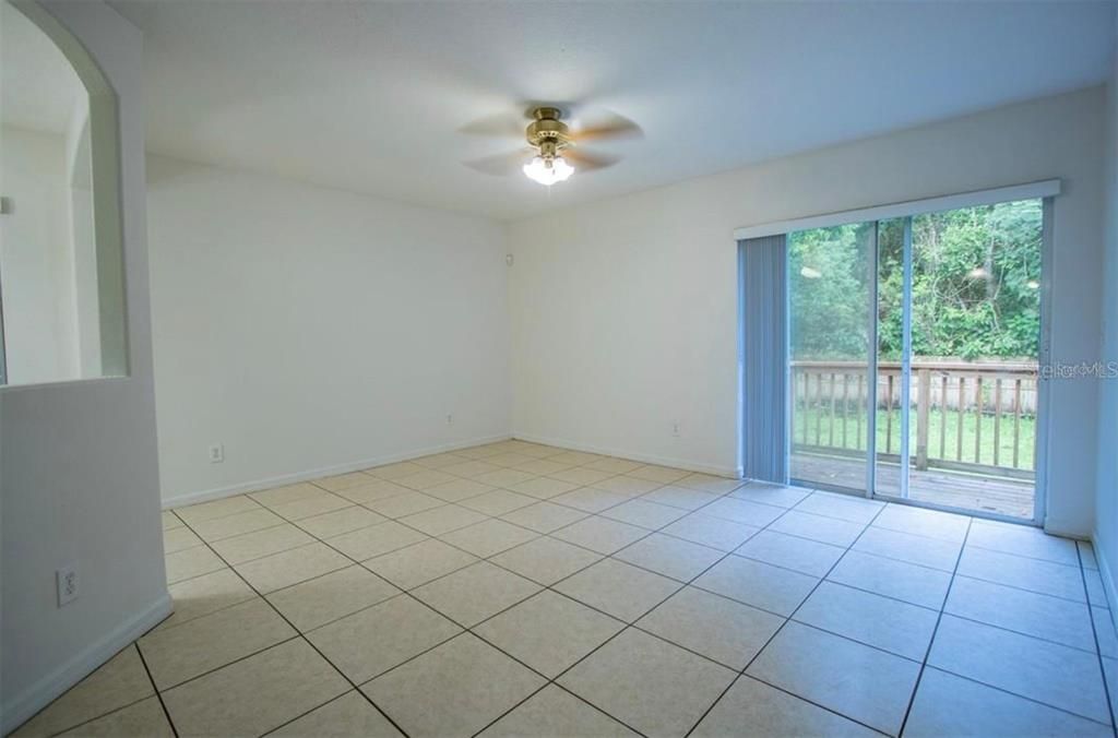 En Renta: $1,995 (3 camas, 2 baños, 1259 Pies cuadrados)