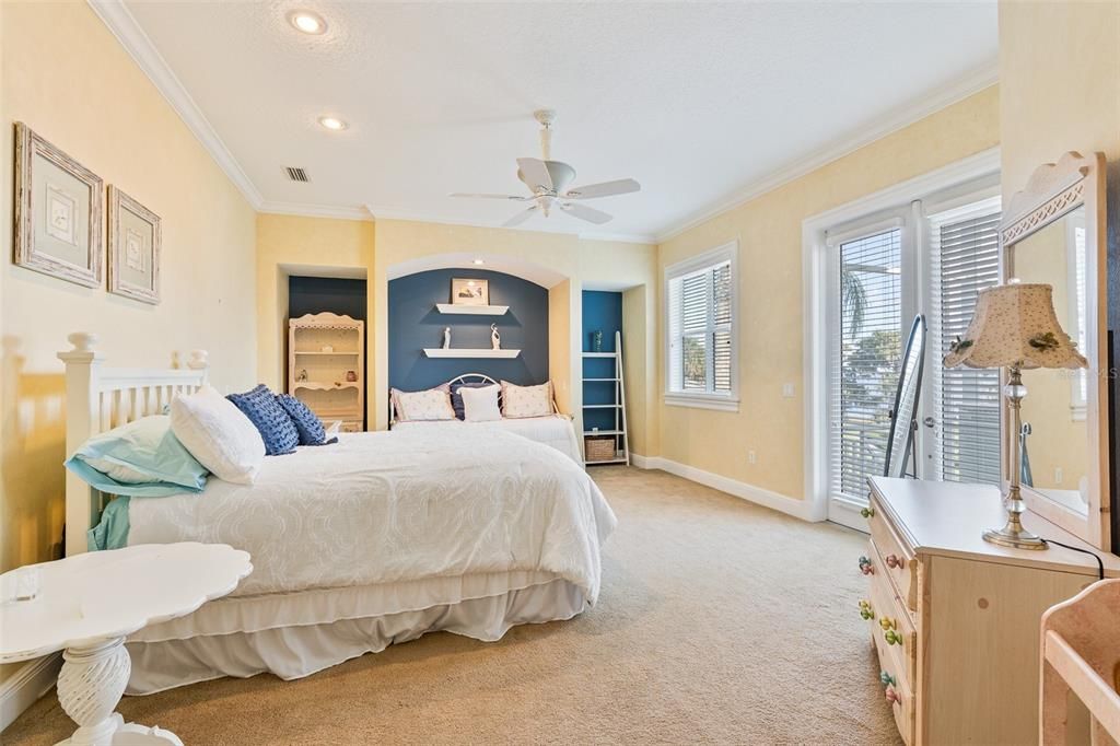 待售: $3,999,900 (6 贝兹, 7 浴室, 8596 平方英尺)