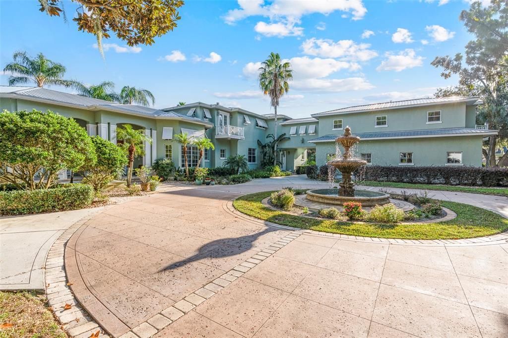 待售: $3,999,900 (6 贝兹, 7 浴室, 8596 平方英尺)