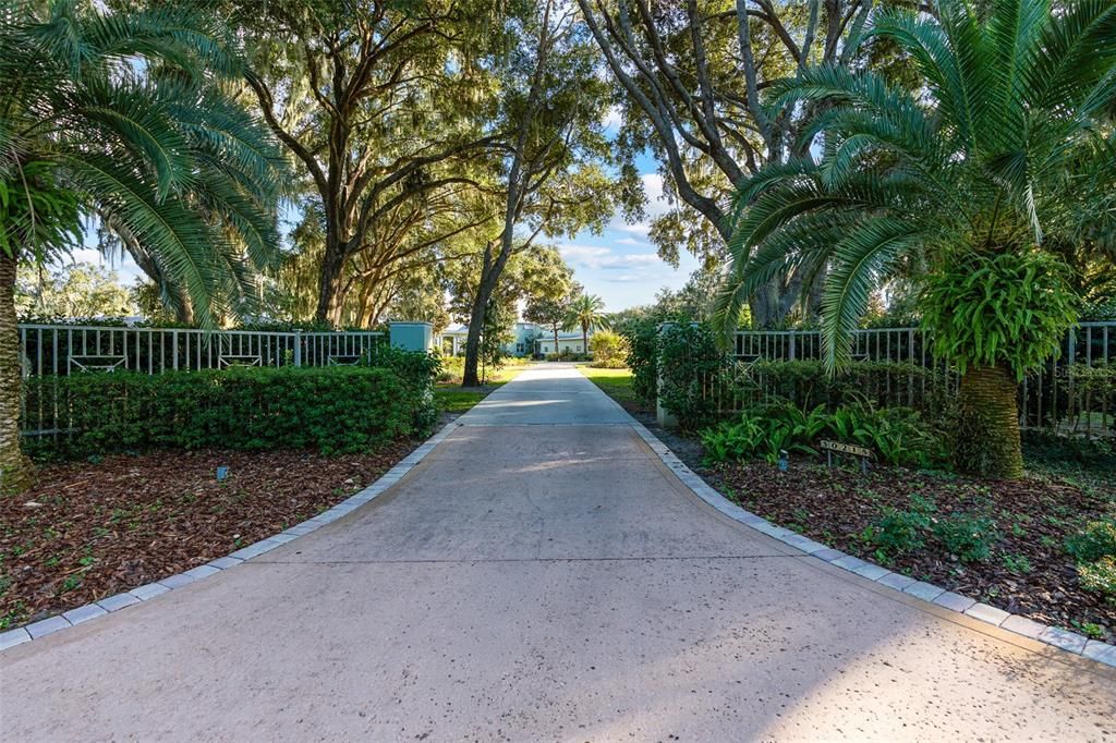 待售: $3,999,900 (6 贝兹, 7 浴室, 8596 平方英尺)