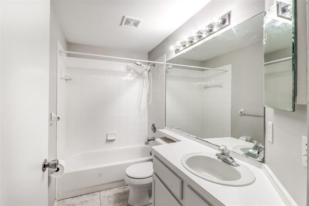 В аренду: $2,250 (3 спален, 2 ванн, 1505 Квадратных фут)