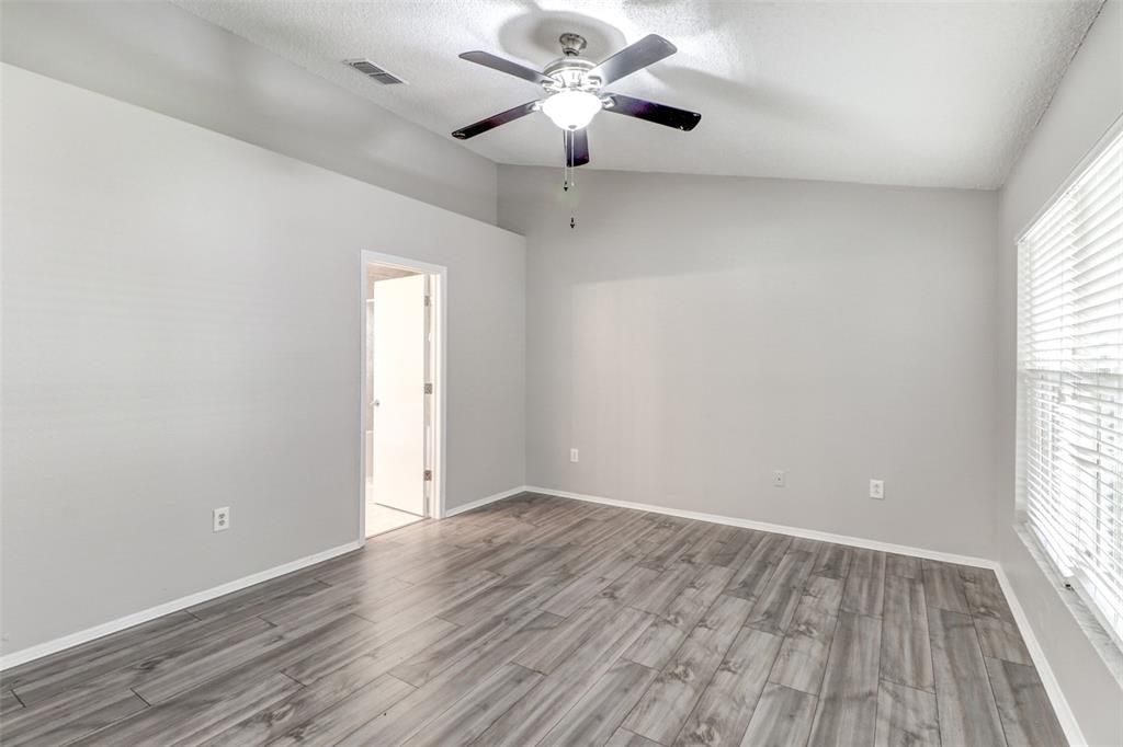 В аренду: $2,250 (3 спален, 2 ванн, 1505 Квадратных фут)