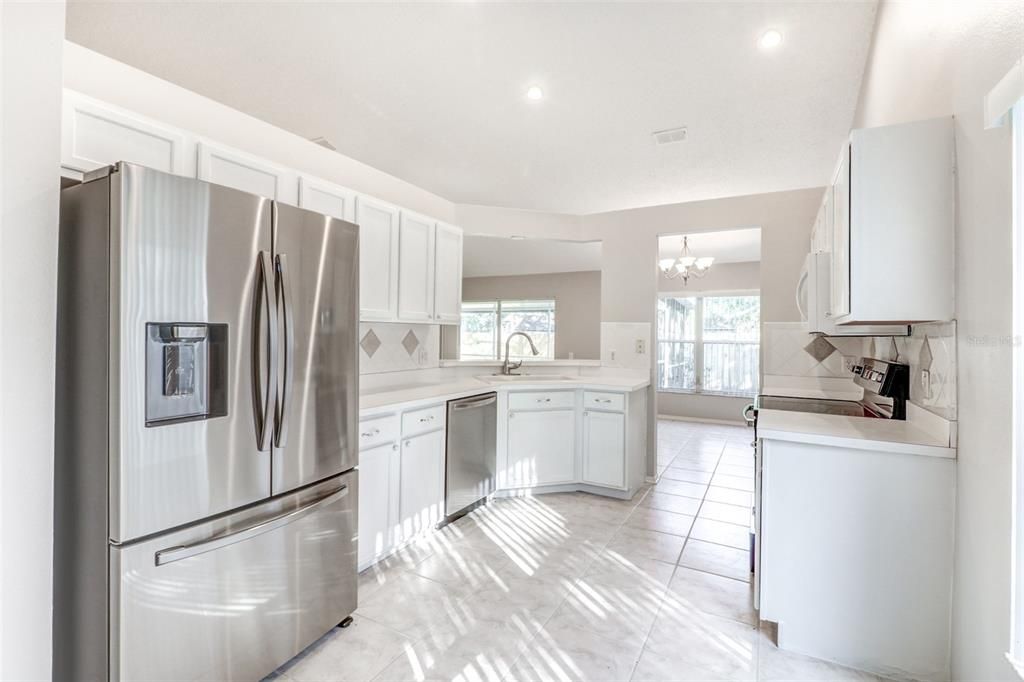 В аренду: $2,250 (3 спален, 2 ванн, 1505 Квадратных фут)