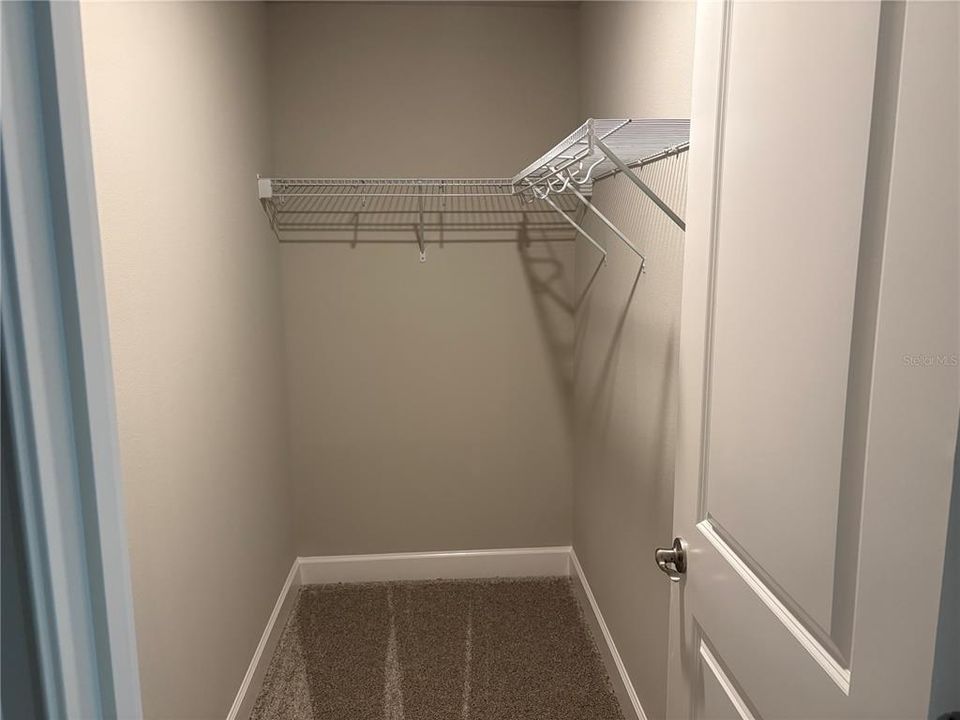 En Venta: $414,900 (3 camas, 3 baños, 2097 Pies cuadrados)