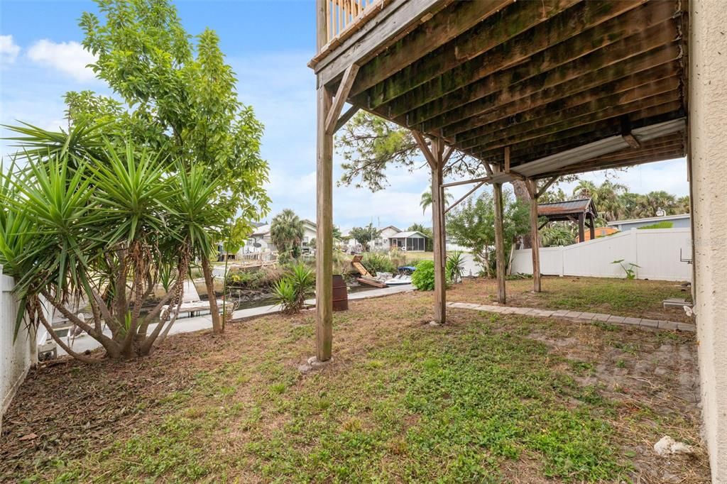 For Sale: $314,900 (3 beds, 2 baths, 1691 Square Feet)