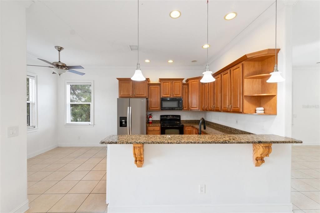 For Sale: $314,900 (3 beds, 2 baths, 1691 Square Feet)