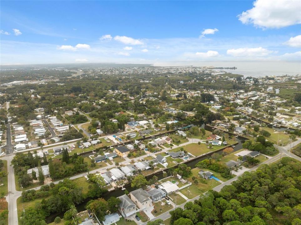 For Sale: $314,900 (3 beds, 2 baths, 1691 Square Feet)