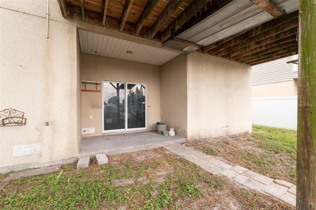 For Sale: $314,900 (3 beds, 2 baths, 1691 Square Feet)