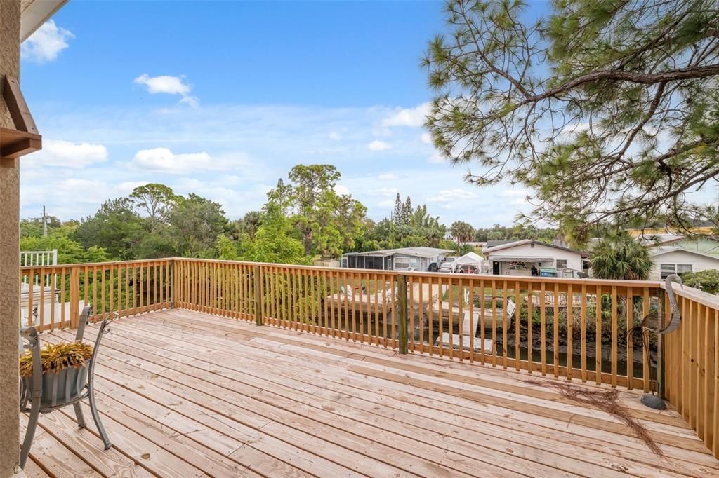 For Sale: $314,900 (3 beds, 2 baths, 1691 Square Feet)