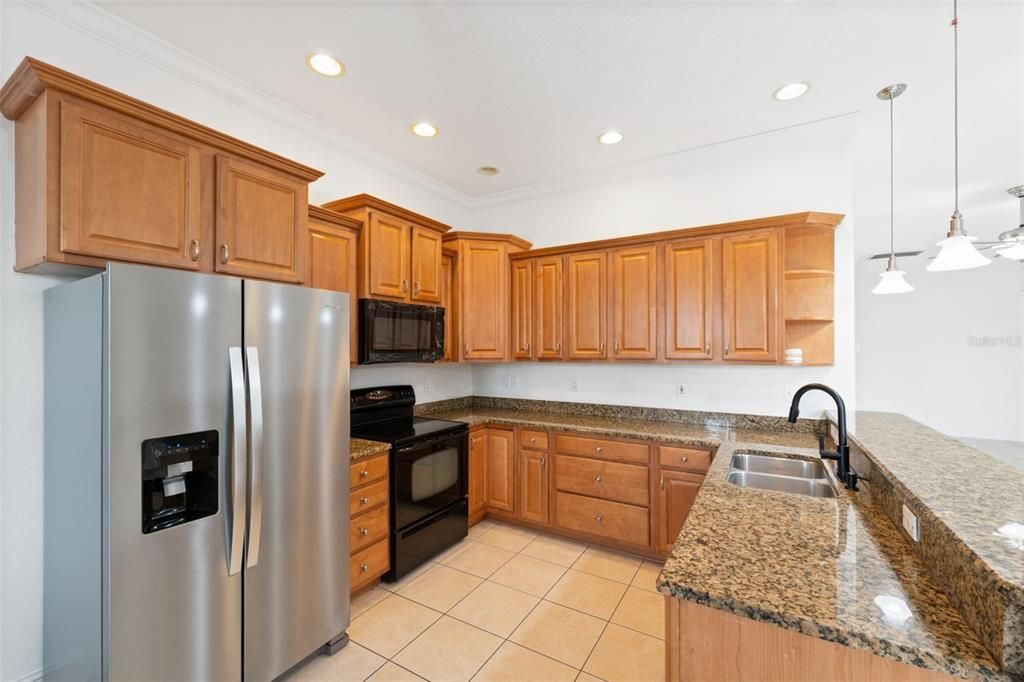 For Sale: $314,900 (3 beds, 2 baths, 1691 Square Feet)