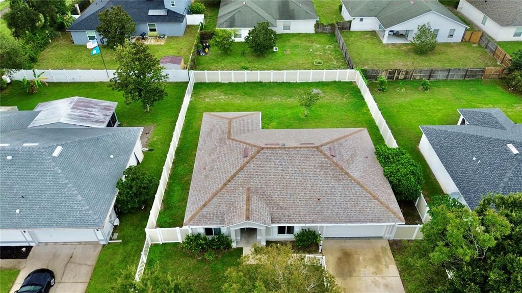 На продажу: $385,000 (4 спален, 2 ванн, 1718 Квадратных фут)