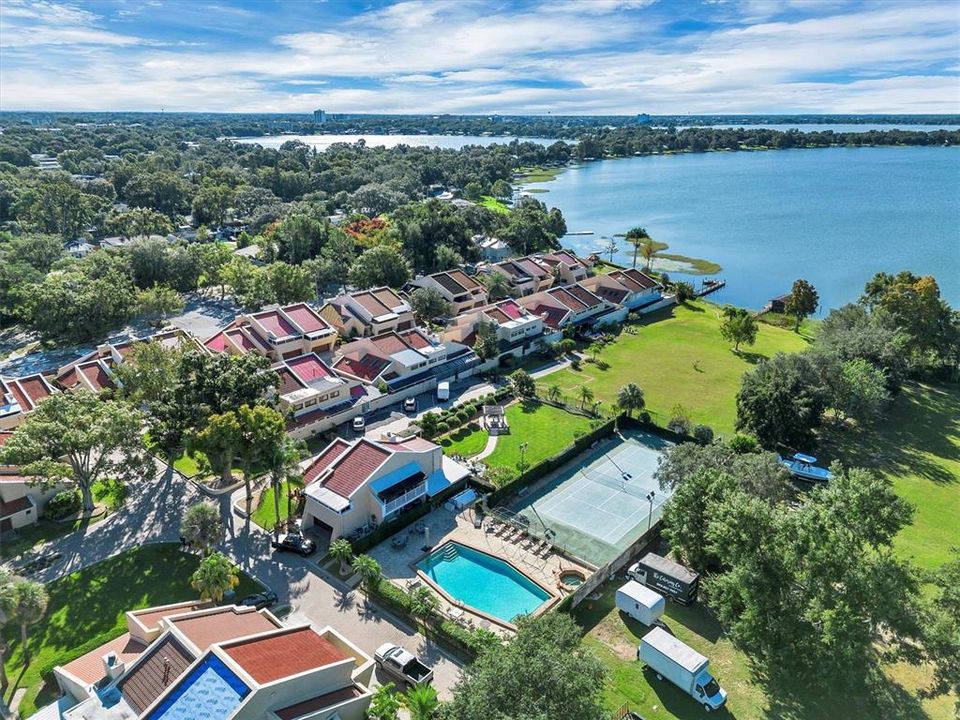 待售: $285,000 (2 贝兹, 2 浴室, 2045 平方英尺)