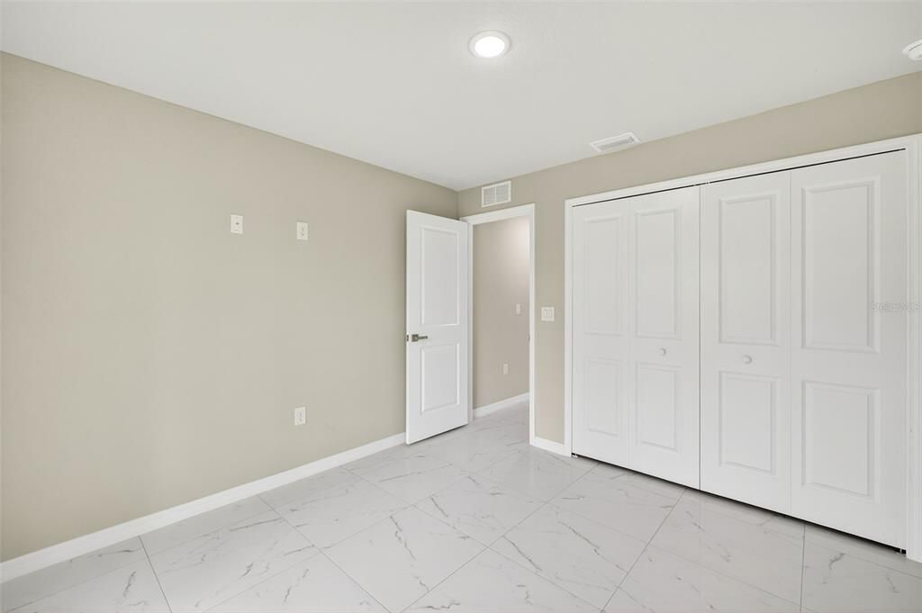 На продажу: $268,998 (3 спален, 2 ванн, 1222 Квадратных фут)