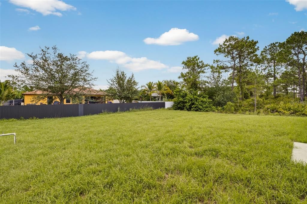 На продажу: $268,998 (3 спален, 2 ванн, 1222 Квадратных фут)